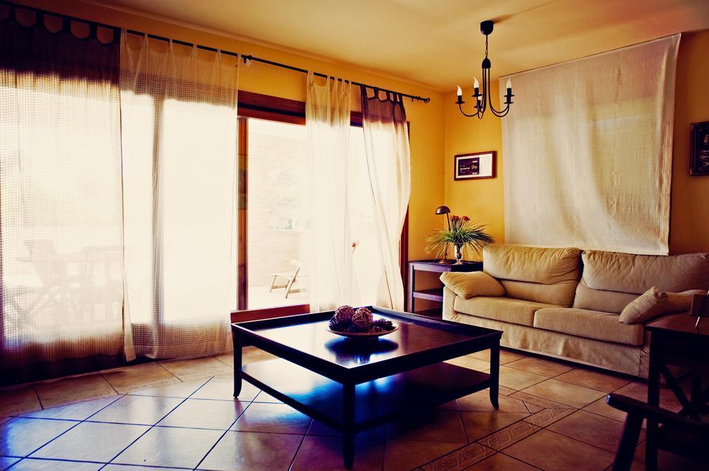 Apartment Bonmont Bonmont Terres Noves Rum bild